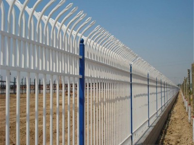 代托纳国际赛道中所使用的防护栏